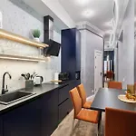 Avangard Magnus 9 Apartamento Leópolis